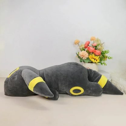 Liebenswertes schlafendes Umbreon Nachtara Kuscheltier Pokemon (ca. 60cm) – Bild 3