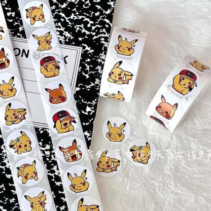 Pikachu oder Pokemon Aufkleber 500 Stk. auf Rolle – Bild 2