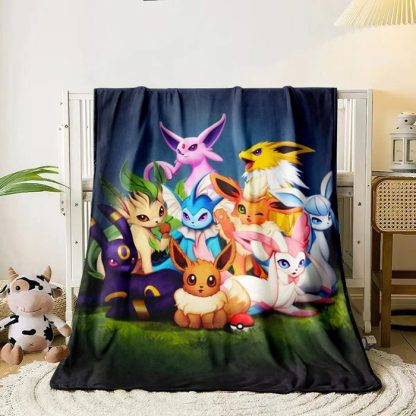 Flauschige weiche Decken mit Pikachu und Evoli Motiven – Bild 11