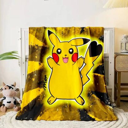 Flauschige weiche Decken mit Pikachu und Evoli Motiven – Bild 12