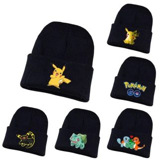 Pikachu und Pokemon Winter Mützen im Comic Look