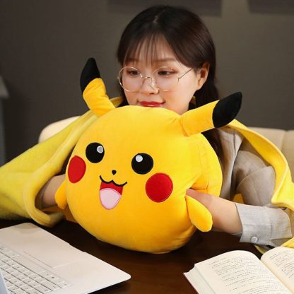 Pokémon Pikachu 3D Kuschelkissen – Bild 7