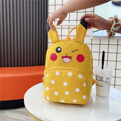Pokémon Pikachu Rucksack mit lustigen Punkten – Bild 11