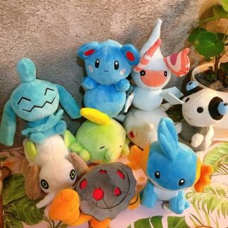 Pokémon Plüschfiguren aus der Hoenn Region