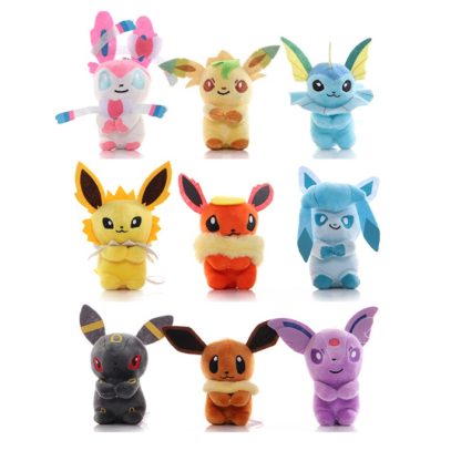 Evoli Entwicklungen Kuscheltiere im 9er Set (ca. 11cm) mit Evoli,Feelinare, Blitza, Nachtara etc.