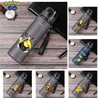 Sport und Trinkflasche mit Pokemon Pikachu Motiv