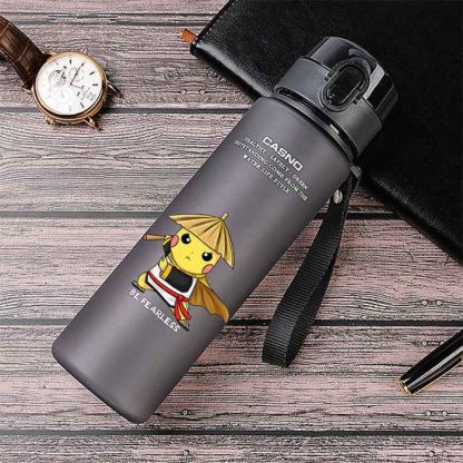 Sport und Trinkflasche mit Pokemon Pikachu Motiv – Bild 16