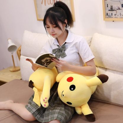Riesiger Pikachu Kuschelwurm Stofftier – Bild 9