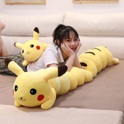 Riesiger Pikachu Kuschelwurm Stofftier – Bild 10