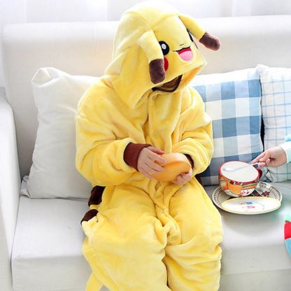 Pikachu Kostüm Onesie für Kinder – Bild 10